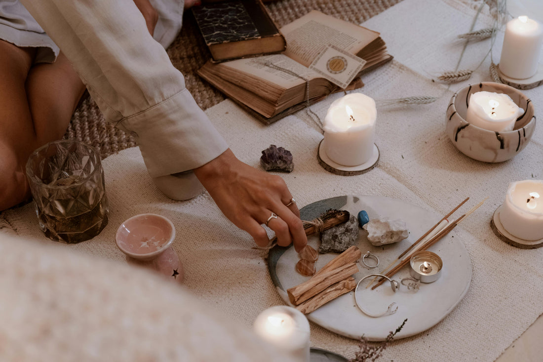 What is Modern Witchcraft? And Where Did It Start in UK?