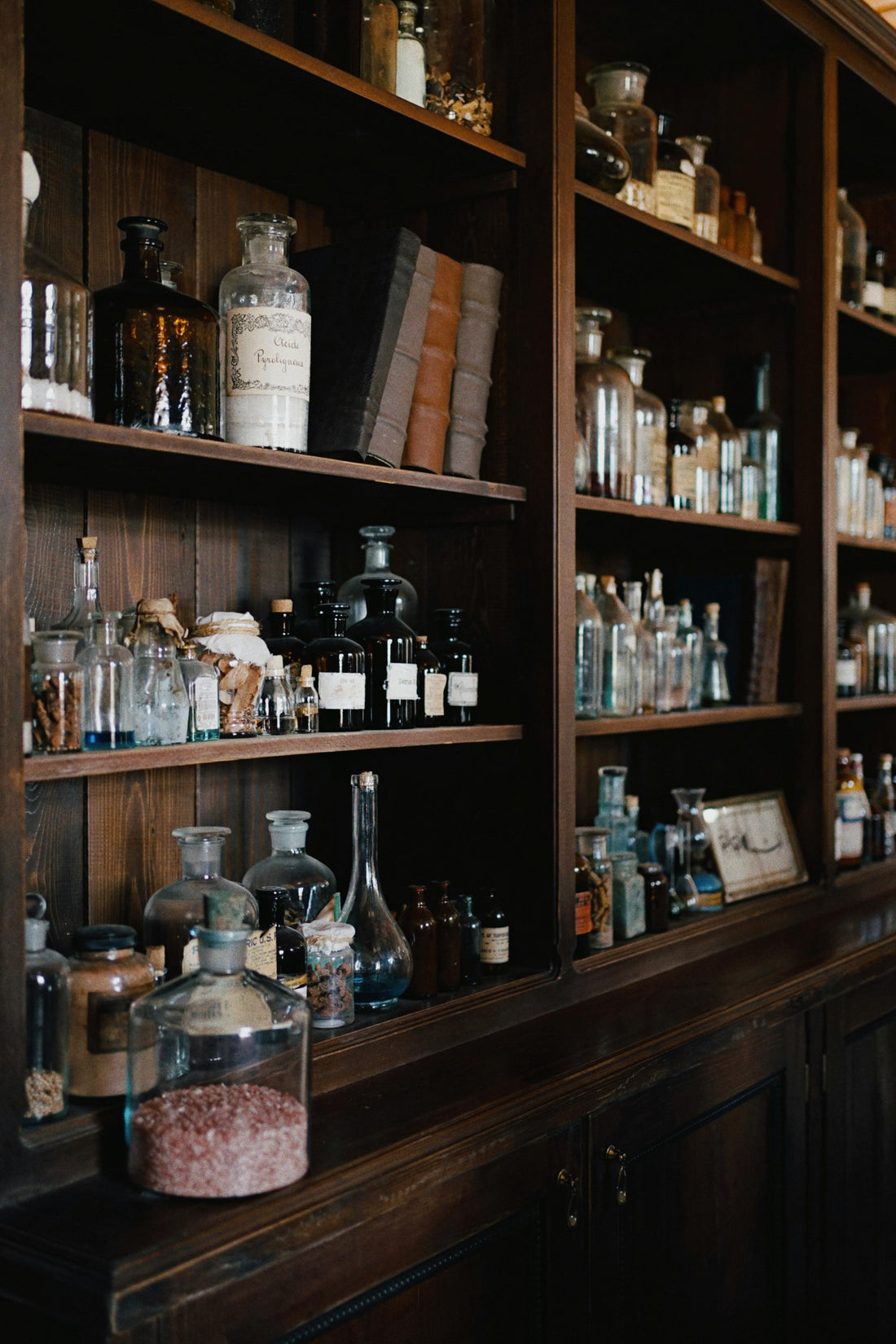 The Many Faces of Witchcraft: From Persecution to Revival in the UK and Beyond