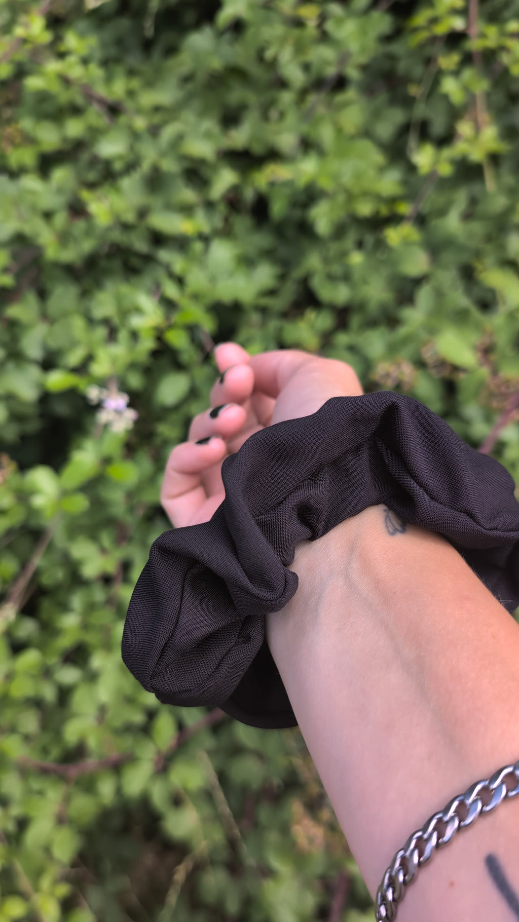 Black Obsidian Scrunchie • Classic