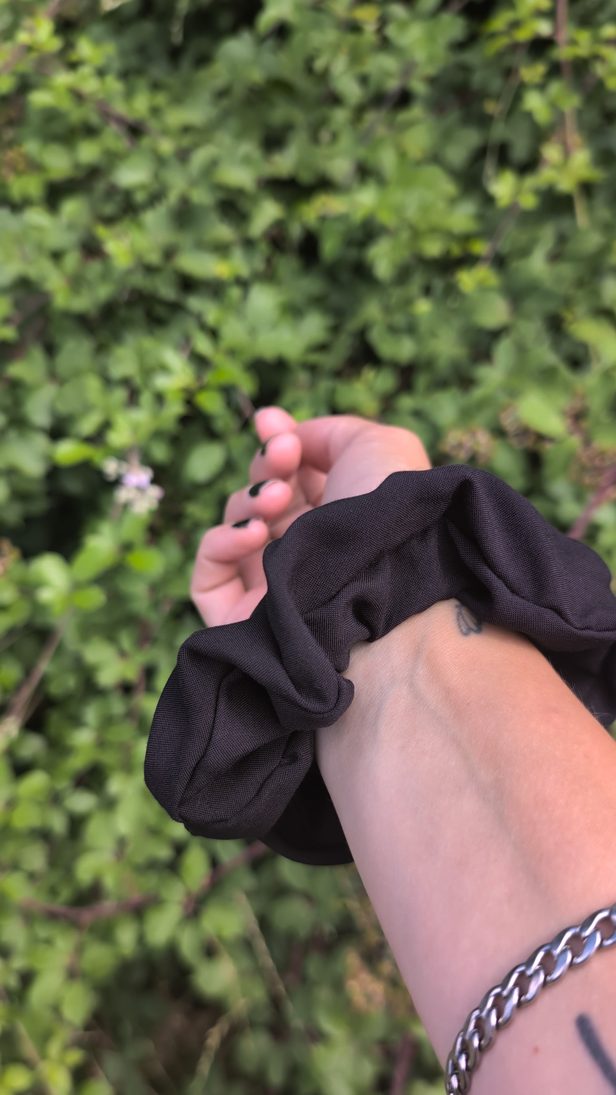 Black Obsidian Scrunchie • Classic